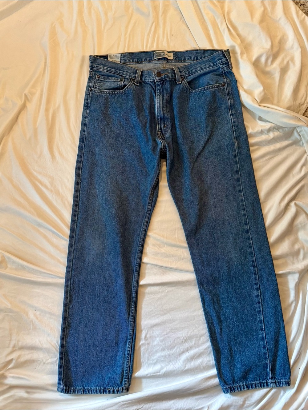 Signature by Levi Strauss Men's Classic Blue Straight Jeans